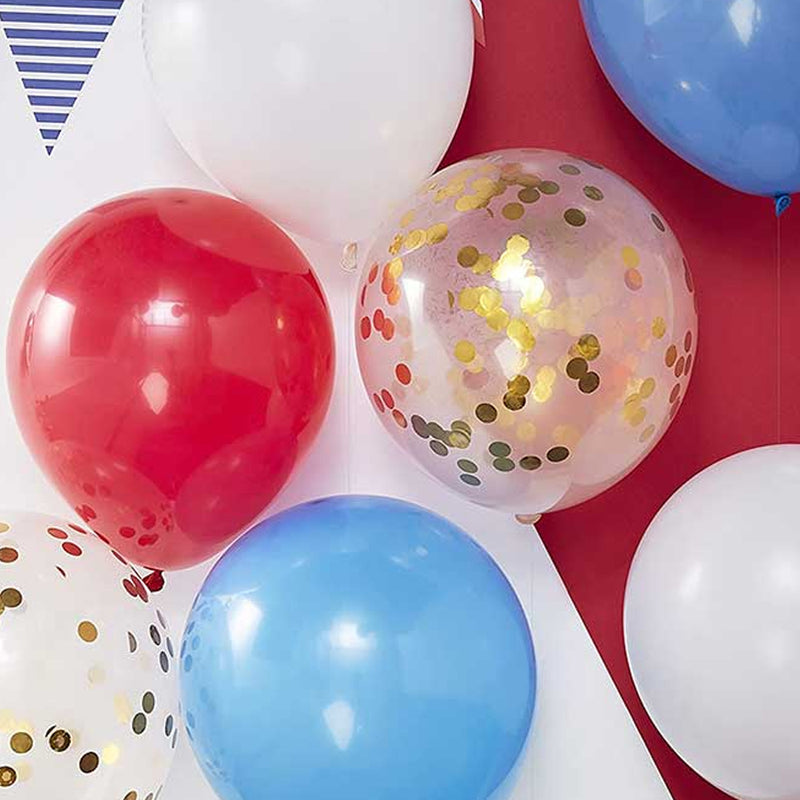 opgeblazen ballonnetjes met rood wit blauw en goud