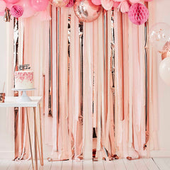 streamers in roze en rose gouden kleuren