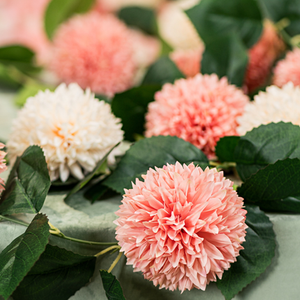 roze dahlia bloemslinger