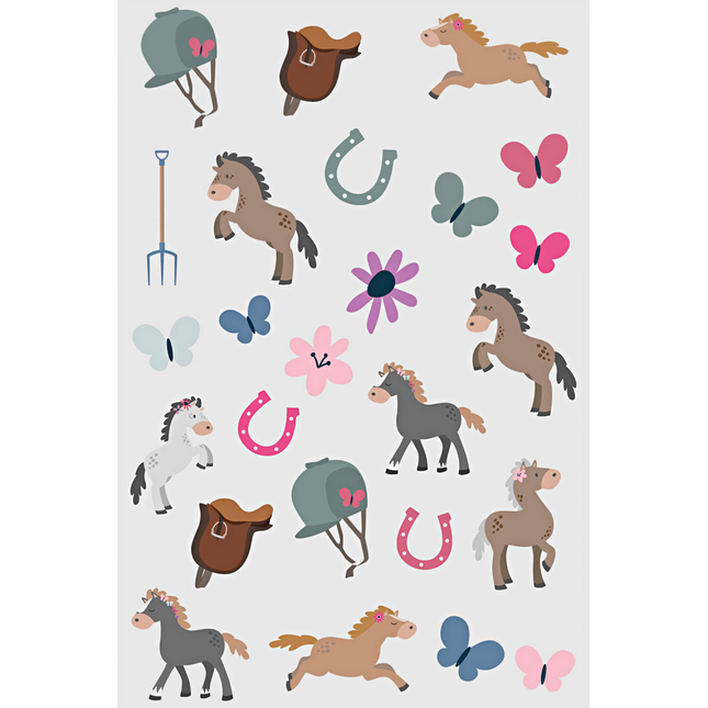 neptattoos met paarden, hoefijzers, bloemen en vlinders
