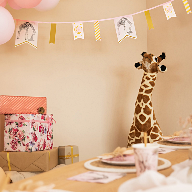 Slinger in het roze met goud met giraffen erop