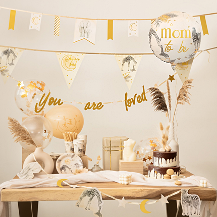 Gender neutrale babyshower met safari versiering