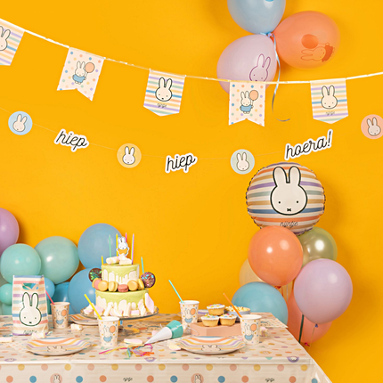 Kinderfeestje met pastel nijntje versiering