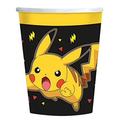 Bekers met pikachu erop