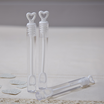 Bellenblaas in witte tube met hartjes