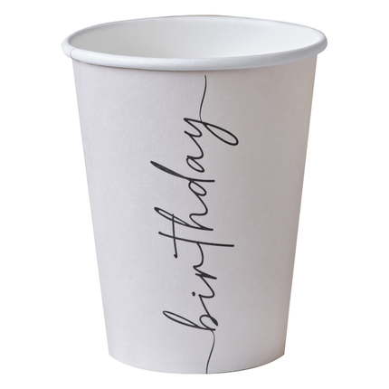 nude kleurig papieren bekers met birthday in sierlijk handschrift