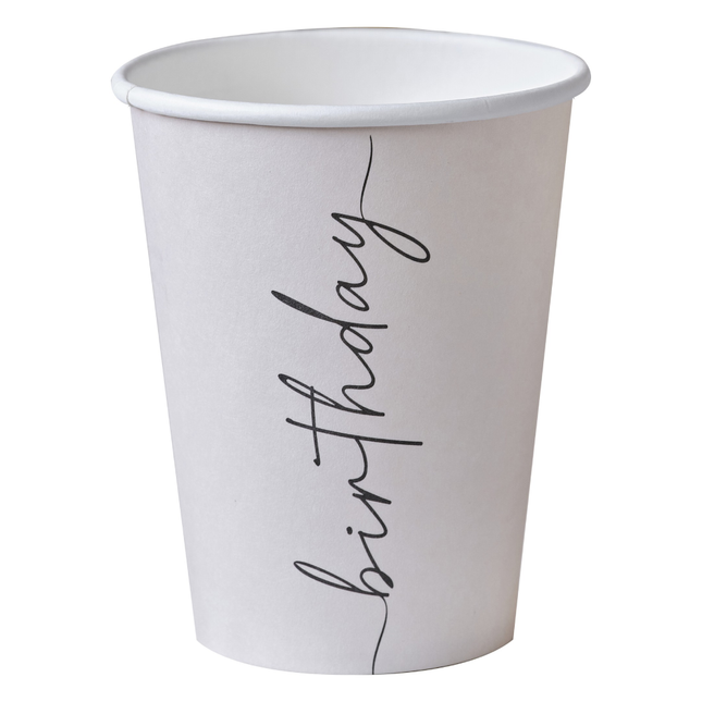 nude kleurig papieren bekers met birthday in sierlijk handschrift