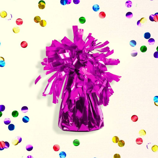 Ballongewicht van 130 gram in het roze op een lichtgele achtergrond met confetti