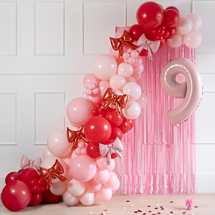 rood met roze ballonnenboog 9 jaar