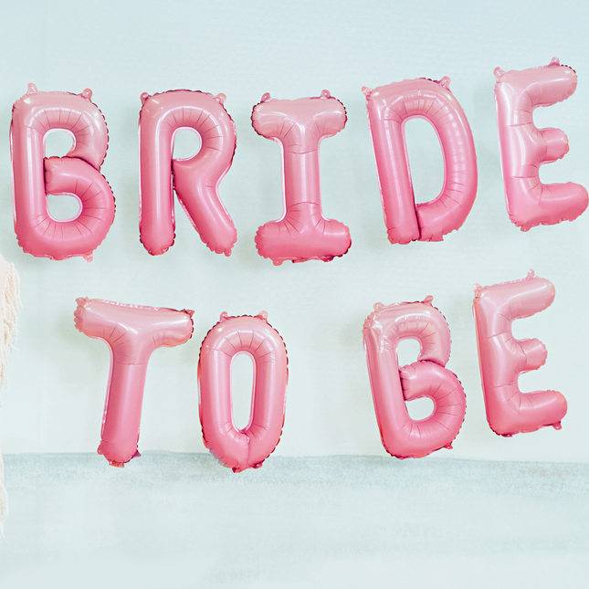 Roze folieballonnen bride to be