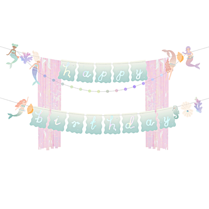 letterbanner met zeemeerminnen en de tekst happy birthday