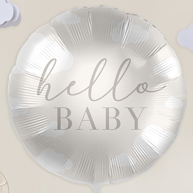 folieballon taupe beige en wit met wolken en de tekst hello baby