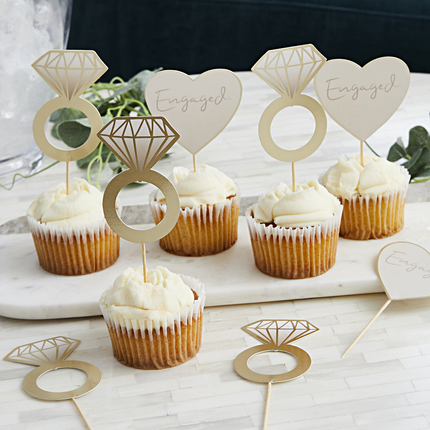 cocktailprikkers engaged hartjes en diamanten ringen