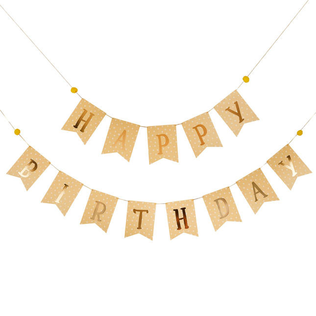slinger met gele vlaggetjes en de gouden tekst happy birthday met witte stippen