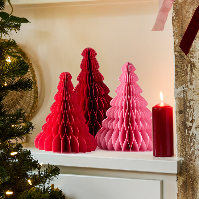 roze kerstbomen
