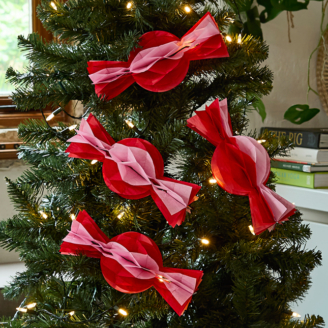 snoepjes rood roze kerst hangen in de kerstboom