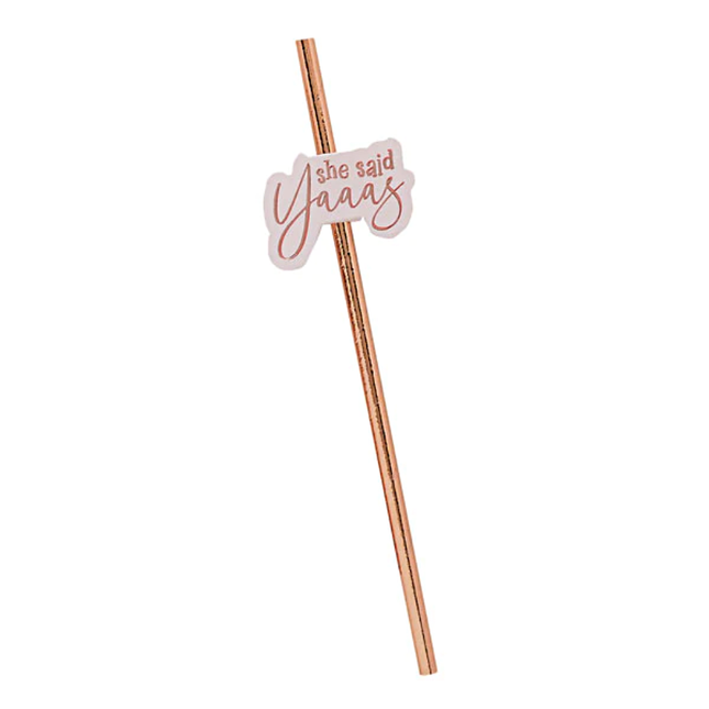 Rose gouden rietje met roze papiertje met de tekst she said yaaas