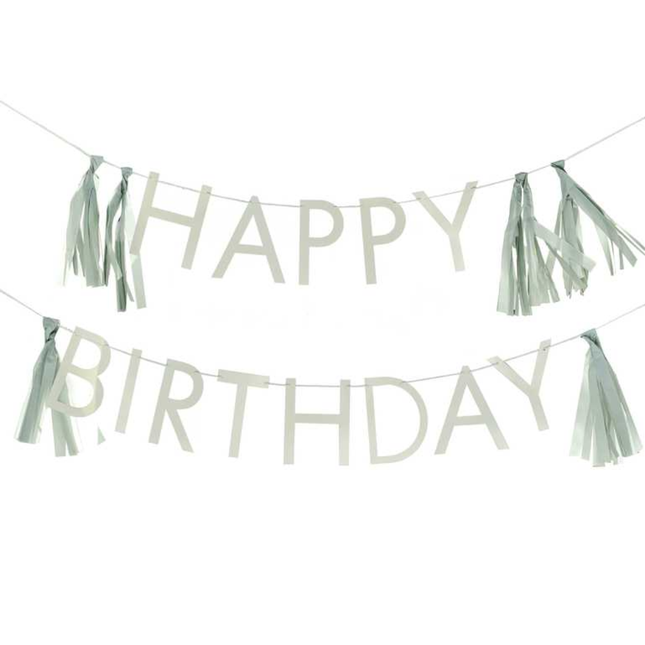 Happy birthday letterbanner salie met tassels