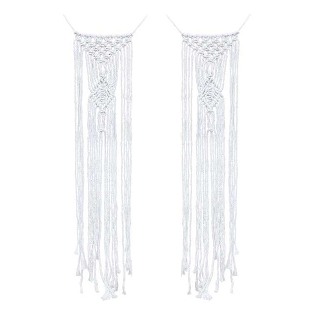 Twee witte hangers van macrame