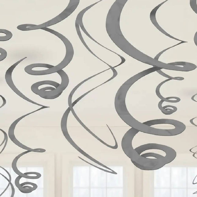 Zilveren swirls in kamer
