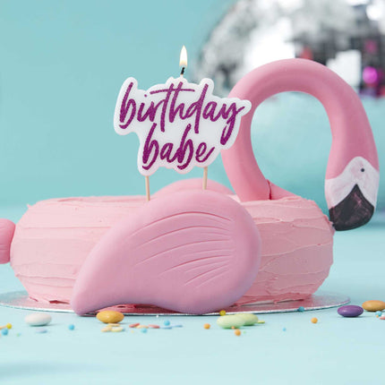 flamingo taart met birthday babe taarkaars