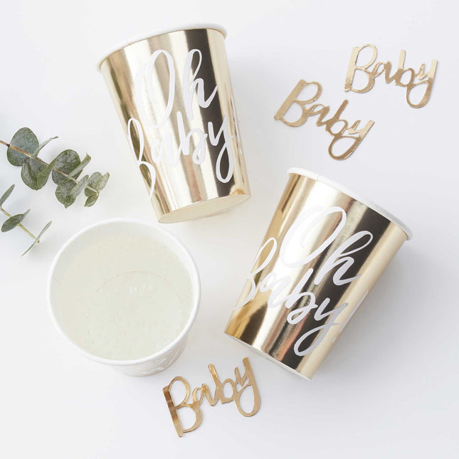 Papieren goudkleurige bekers met Oh baby erop